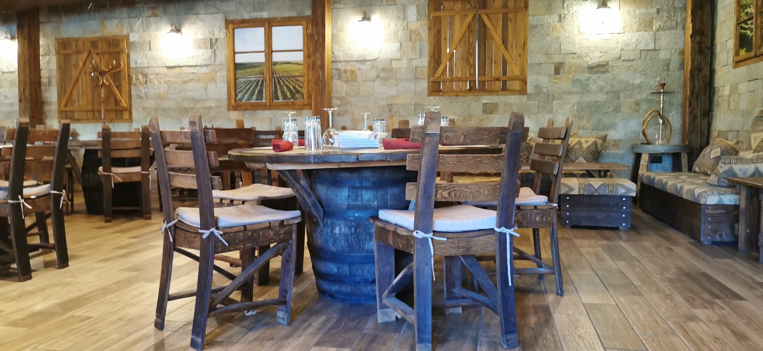 7 motive să alegi Seven Generations Estate, hotel boutique și cramă de vinuri, lângă Ruse, aproape de București! - By Julia 7 motive să alegi Seven Generations Estate, hotel boutique și cramă de vinuri, lângă Ruse, aproape de București! - By Julia