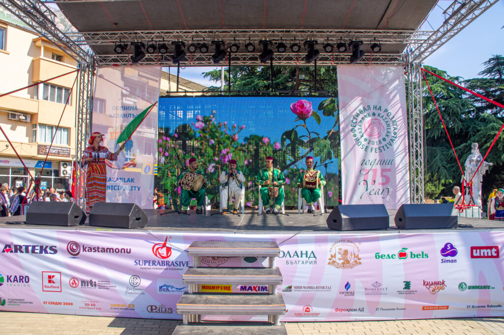 INNA va susține un concert la cea de-a 120-a ediție aniversară a Festivalului Trandafirilor din Kazanlak - By Julia Festivalul Trandafirilor Kazanlak
