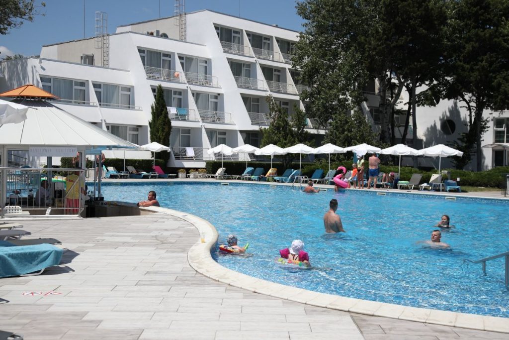 Review AluaSun Helios Beach 3* - experiență Hyatt all-inclusive pe una din cele mai frumoase plaje din Bulgaria - By Julia Review AluaSun Helios Beach 3* - experiență Hyatt all-inclusive pe una din cele mai frumoase plaje din Bulgaria - By Julia