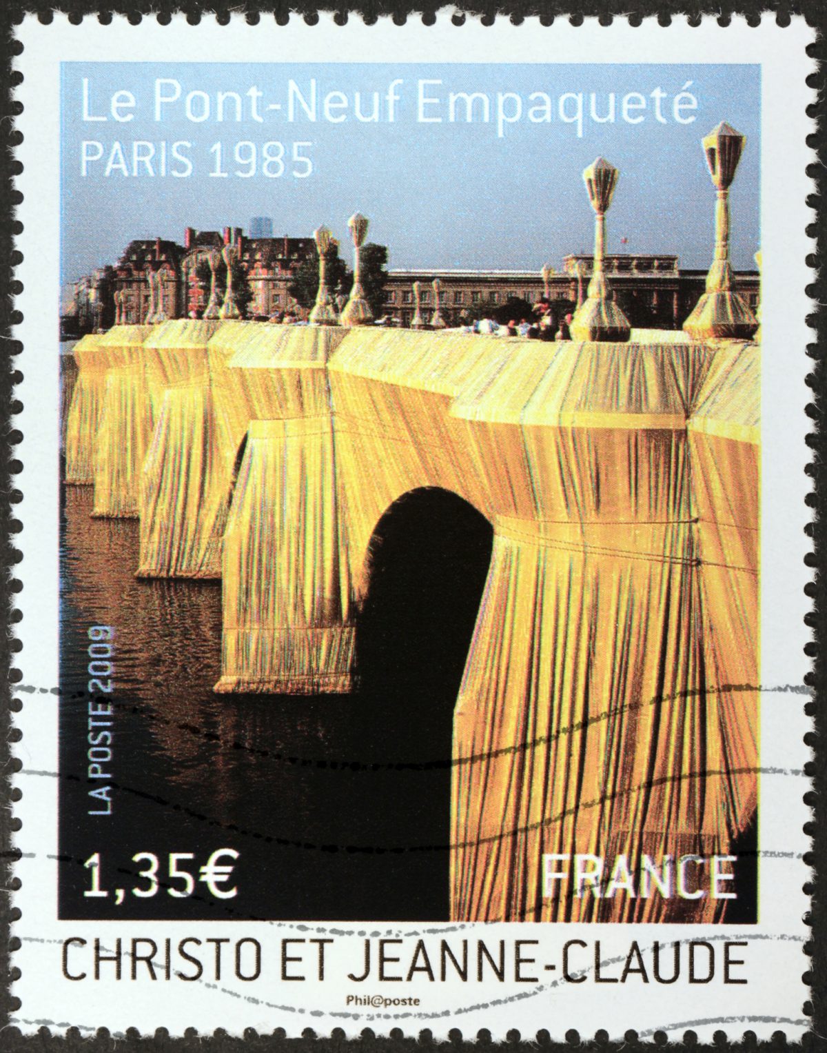 Arta care schimbă orașe: Christo și Jeanne-Claude, omagiați la Paris - By Julia