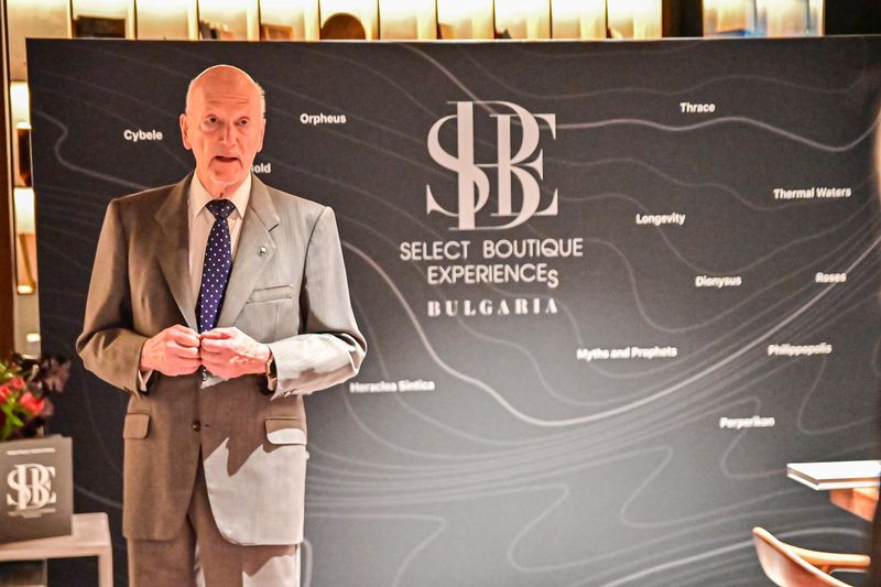 Select Boutique Experience: albumul care prezintă turismul de lux al Bulgariei - By Julia Select Boutique Experience: albumul care prezintă turismul de lux al Bulgariei - By Julia