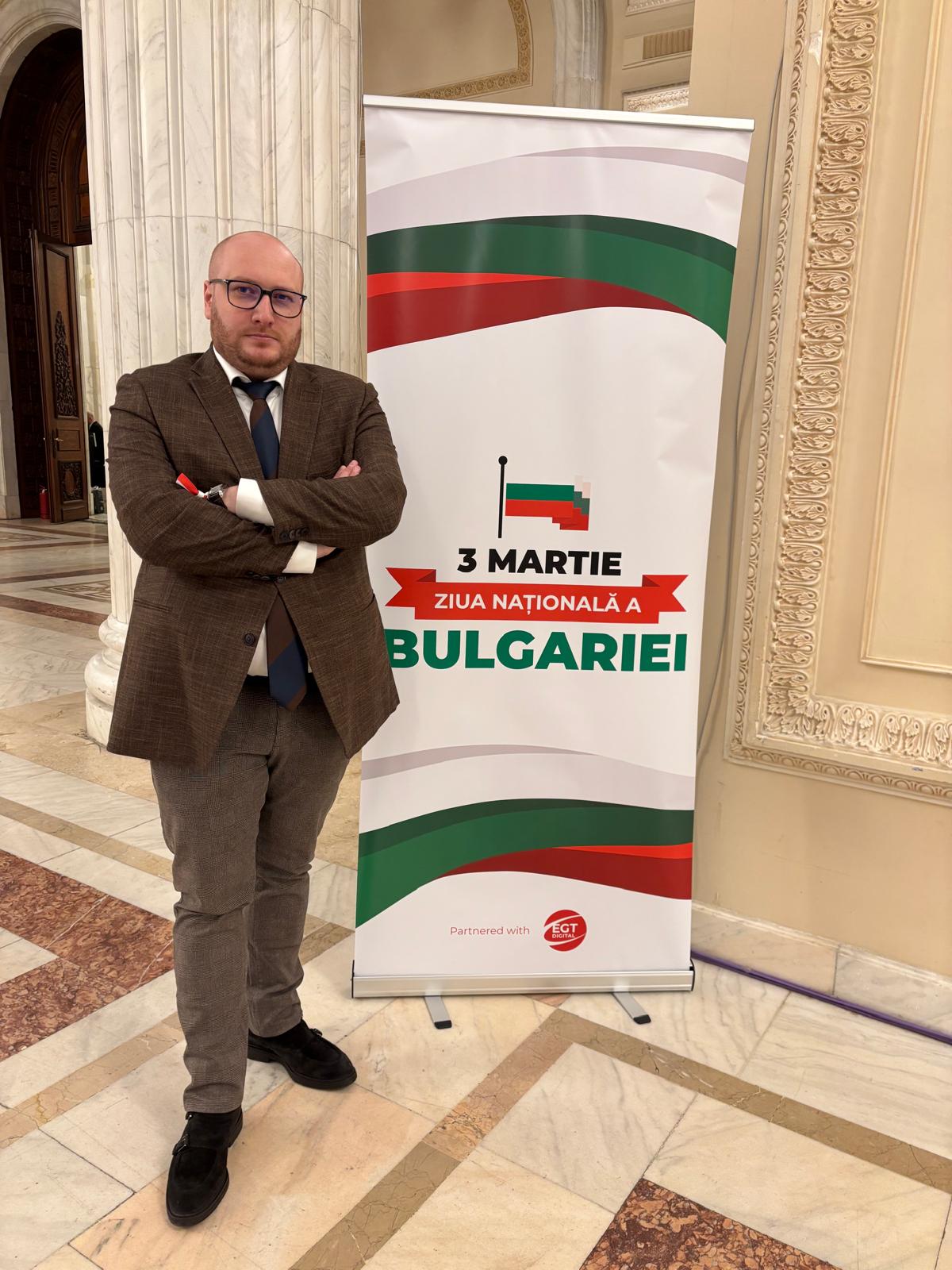 „România și Bulgaria se întâlnesc des în dosare tehnice și europene, dar prea rar își construiesc deliberat o relație de imagine, de narativ și de înțelegere strategică.” Interviu cu Cristian Roșu, consultant în comunicare și analist politic - By Julia