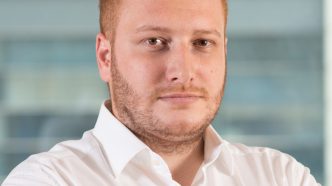 „România și Bulgaria se întâlnesc des în dosare tehnice și europene, dar prea rar își construiesc deliberat o relație de imagine, de narativ și de înțelegere strategică.” Interviu cu Cristian Roșu, consultant în comunicare și analist politic - By Julia