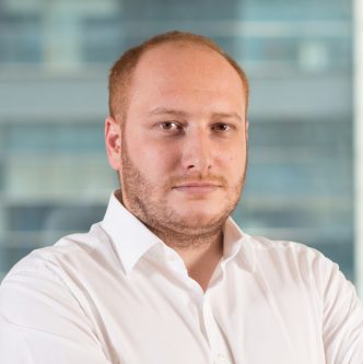 „România și Bulgaria se întâlnesc des în dosare tehnice și europene, dar prea rar își construiesc deliberat o relație de imagine, de narativ și de înțelegere strategică.” Interviu cu Cristian Roșu, consultant în comunicare și analist politic - By Julia