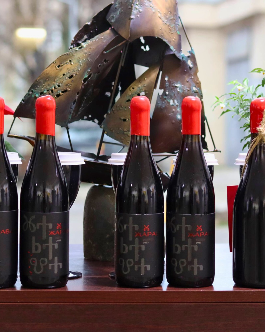 Marea Neagră în pahar: 16 crame din nord-est se reunesc pentru prima dată la Varna - By Julia