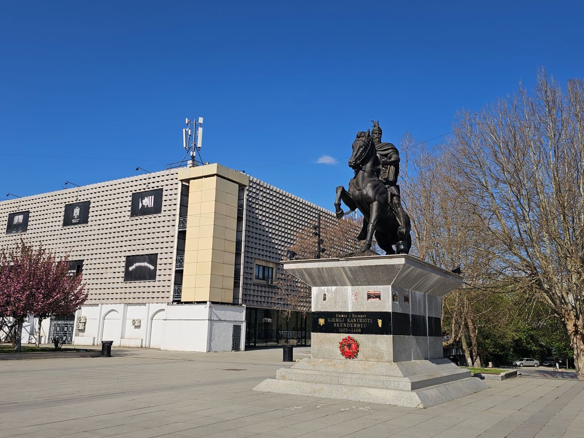 Jurnal de călătorie în Kosovo - By Julia