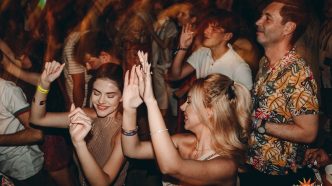Trei zile de muzică, dans și apusuri pe Lacul Tei: Balkanik Festival revine între 28–30 august - By Julia