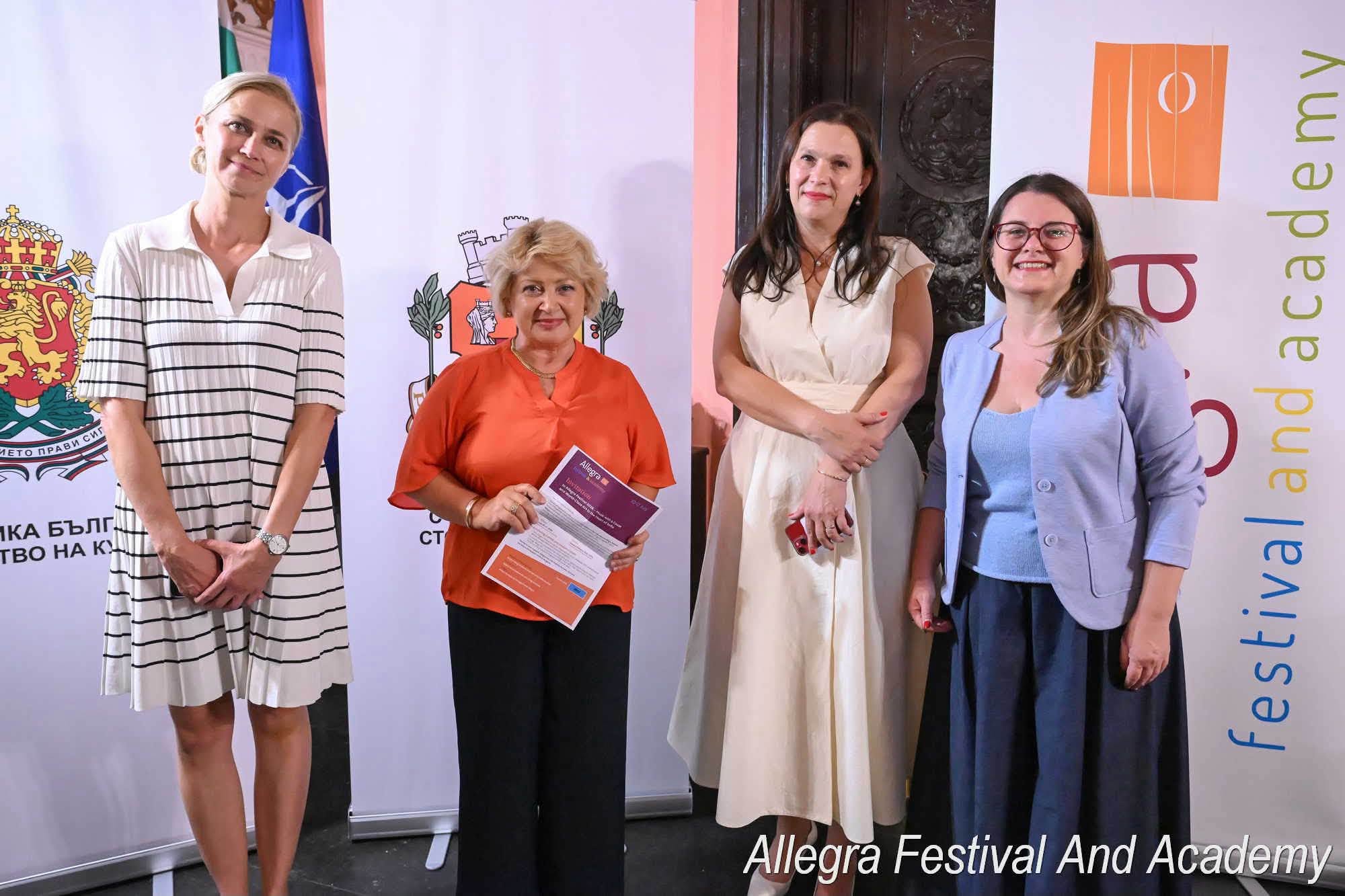 Violonista Ioana Cristina Goicea, puntea muzicală dintre România și Bulgaria - By Julia Violonista Ioana Cristina Goicea, puntea muzicală dintre România și Bulgaria - By Julia