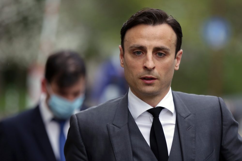 Dimitar Berbatov: „Am greșit”. Lecția unui campion despre responsabilitate, succes și curaj - By Julia Dimitar Berbatov: „Am greșit”. Lecția unui campion despre responsabilitate, succes și curaj - By Julia